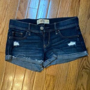 Hollister low rise shorts